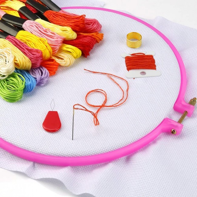 Margoun 5PCS Embroidery Hoops Set and 155-Color Threads for Needlework and Cross Stitch