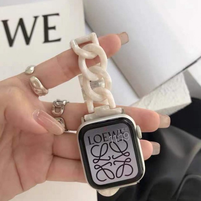 2Pack Apple Watch Band Chain Resin Design with 3D Screen Protector 44mm by Margoun – Marble Cream White