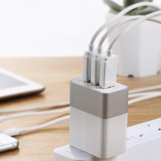 Mcdodo 3-USB Port 3.4A Travel Charger with UK/EU Plug – Black , White
