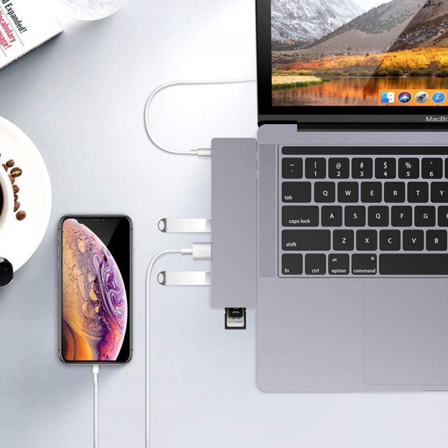 8 in 1 Type-C Card Reader and Extension Hub Adapter - Grey