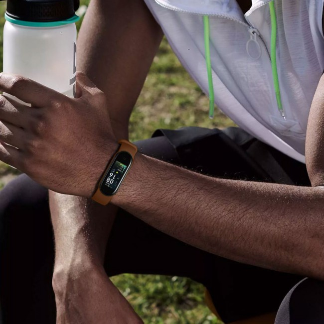 Xiaomi Mi Band 5 and Mi Band 6 Replacement Silicone Band - Brown